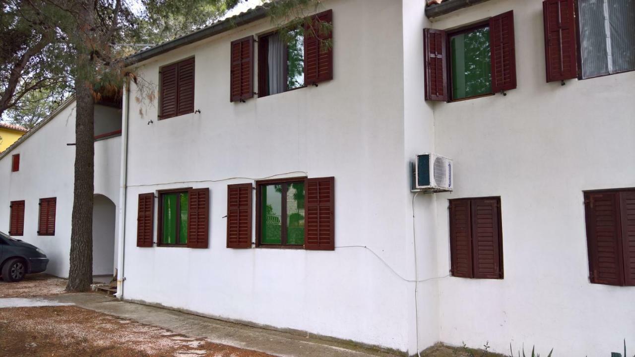 Mirce Apartments Vera - Mirca מראה חיצוני תמונה